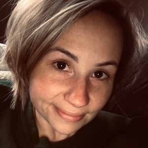 Meet your Posher, Krystal